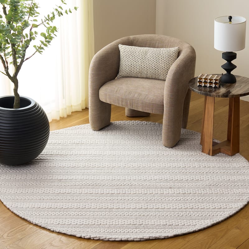 SAFAVIEH Handmade Marbella Rashada Wool Rug