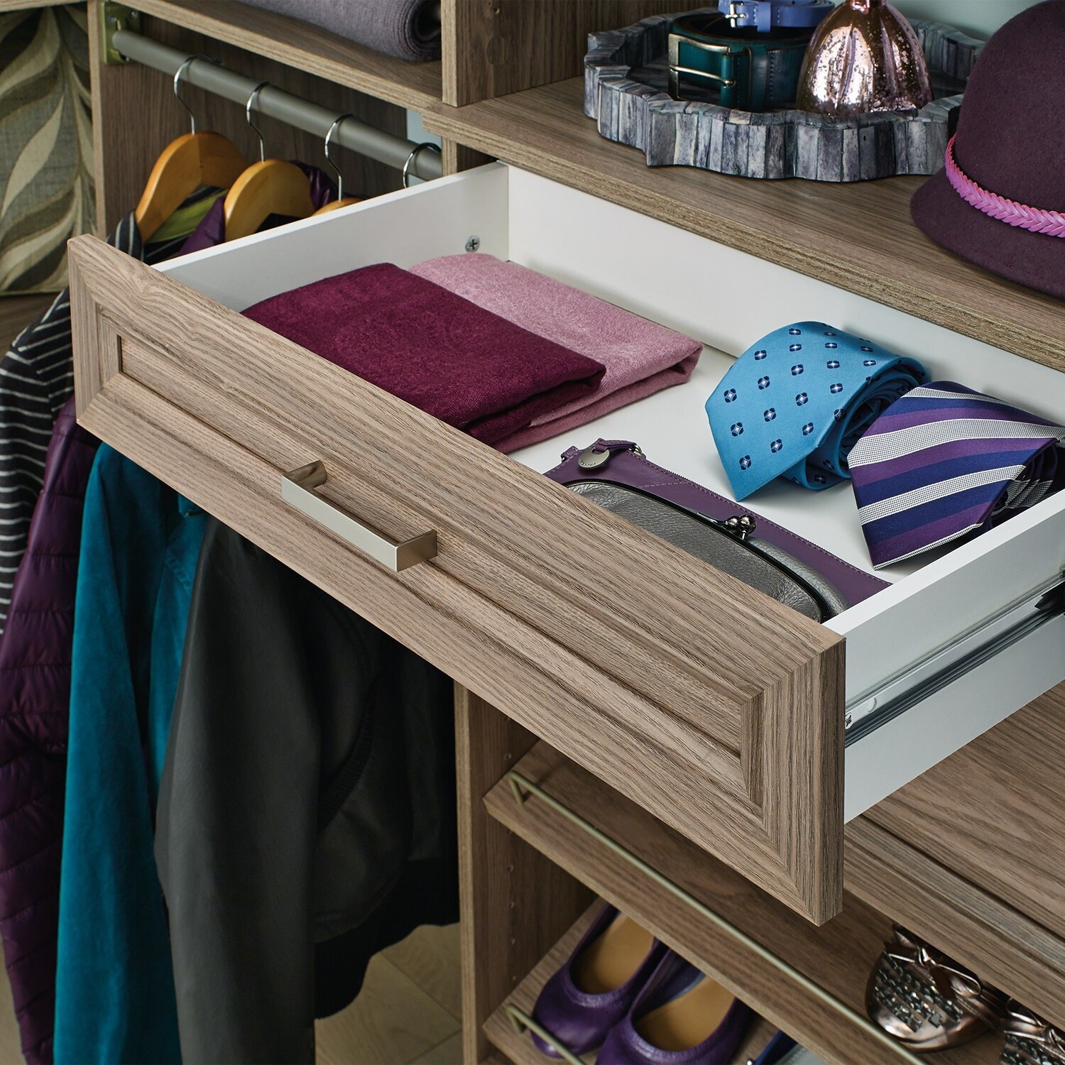 ClosetMaid SuiteSymphony 25-inch Wide x 5-inch High Drawer - On