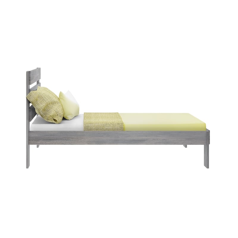 Max and Lily Farmhouse Full Bed with Plank Headboard