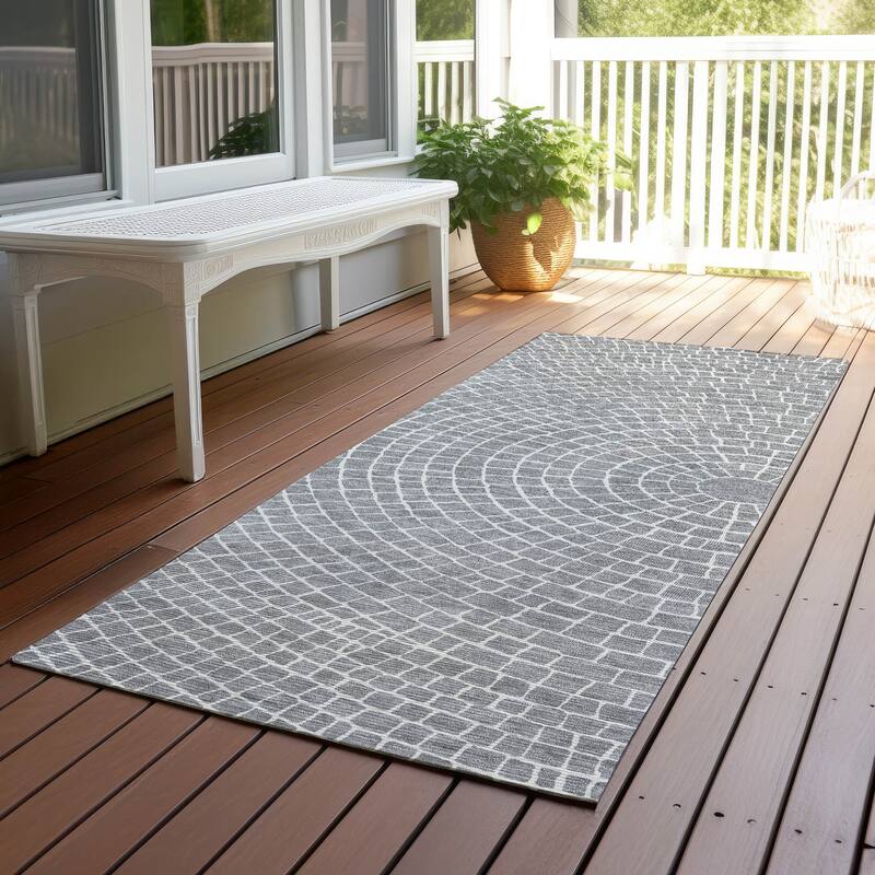 Machine Washable Indoor/ Outdoor Modern Gravity Chantille Rug - Gray - 2'3" x 7'6"