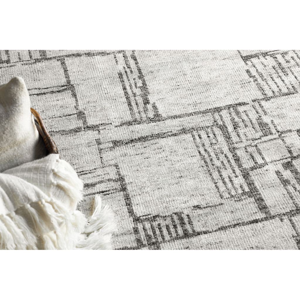 Exquisite Rugs Aldridge Hand-Knotted New Zealand Wool/Bamboo Silk Ivory/Charcoal Area Rug