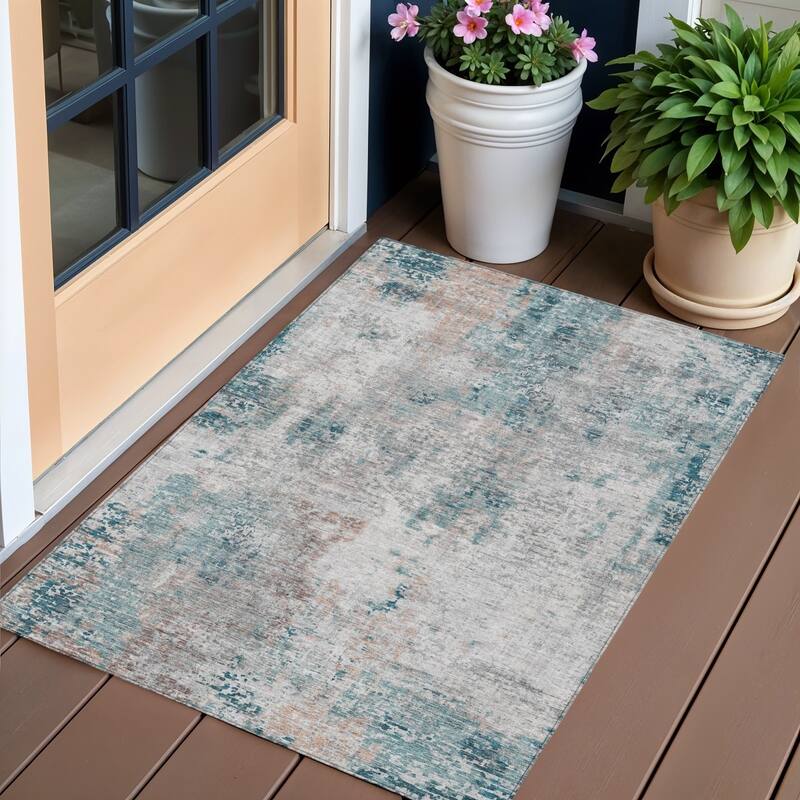 HomeRoots Abstract Transitional Rectangle Outdoor Rug - 3' x 5'
