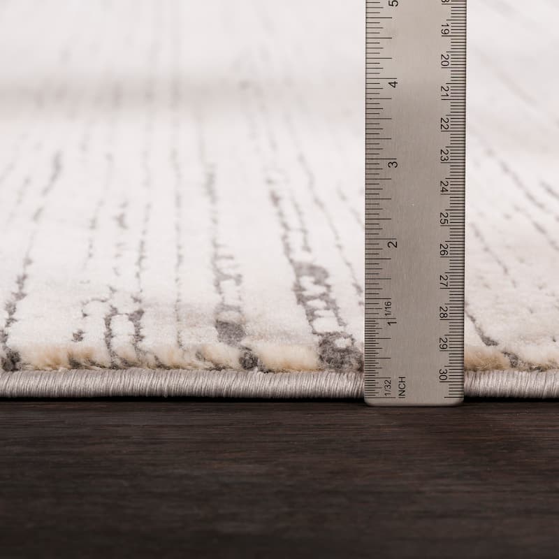 Livabliss Tranquil Modern Grey and Taupe Area Rug