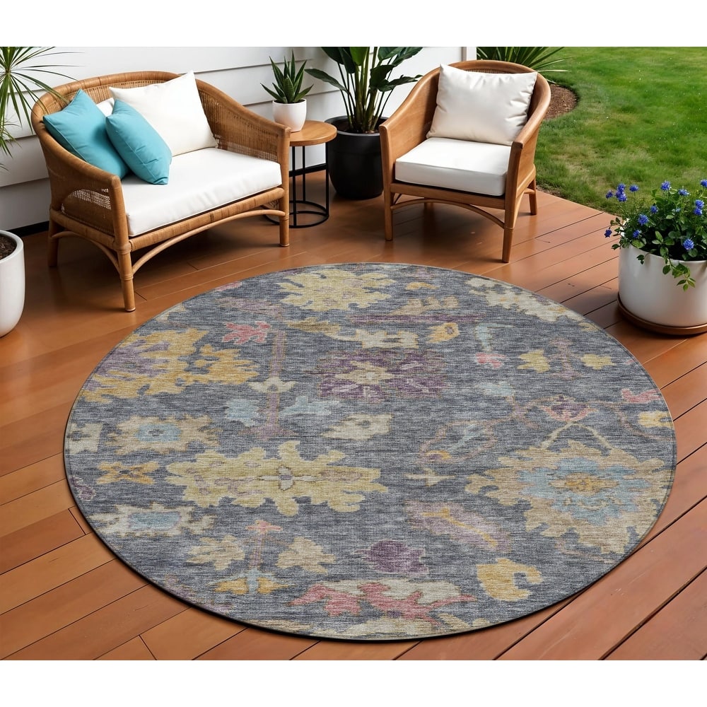 HomeRoots Floral Traditional Rectangle Outdoor Rug