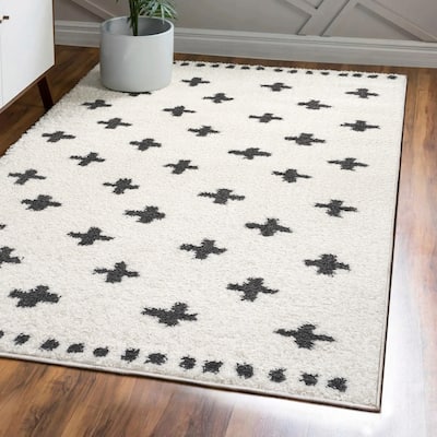 JONATHAN Y Calvia Berber Geometric Shag Area Rug