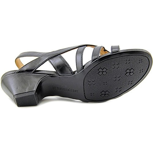 naturalizer adeline sandal