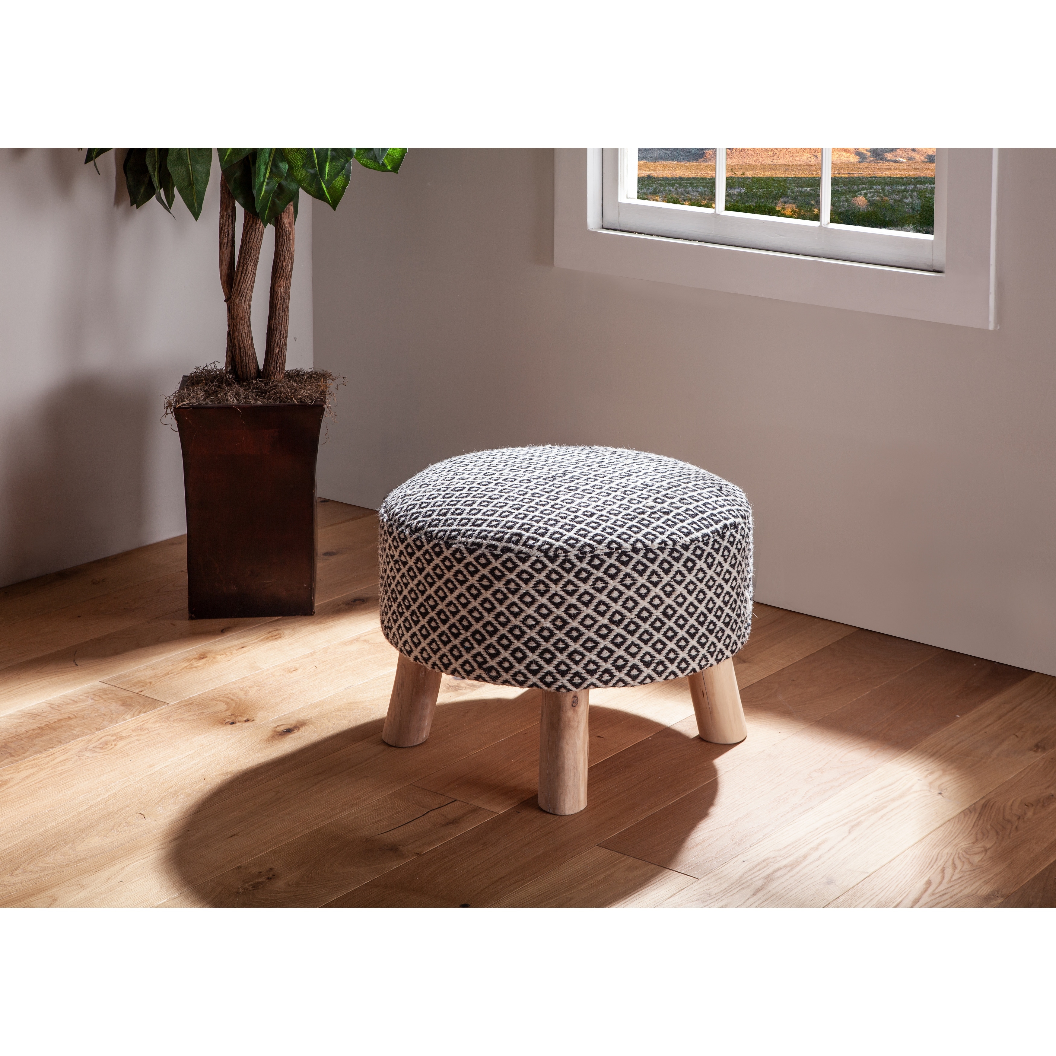 https://ak1.ostkcdn.com/images/products/is/images/direct/9d744dffad1fa8c75ad275fa0616835804d01bd0/Algiers-Upholstered-Handloom-Durry-Stool.jpg