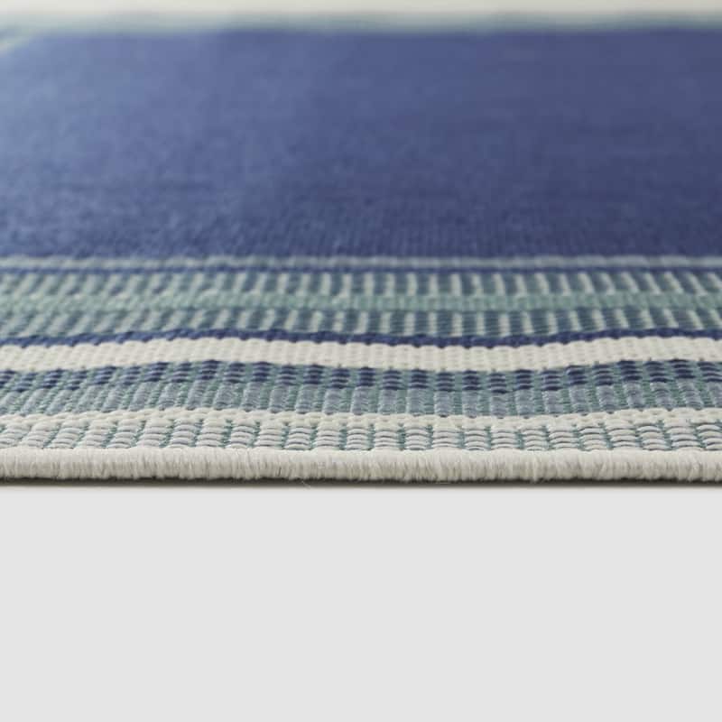 Kalena Bordered Indoor/Outdoor Area Rug
