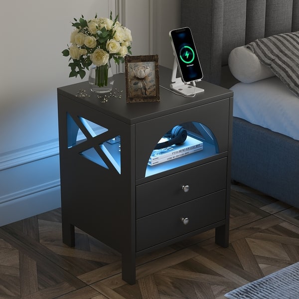 End Table Nightstand with 2 USB Ports and Standard Plug Outlets, Black