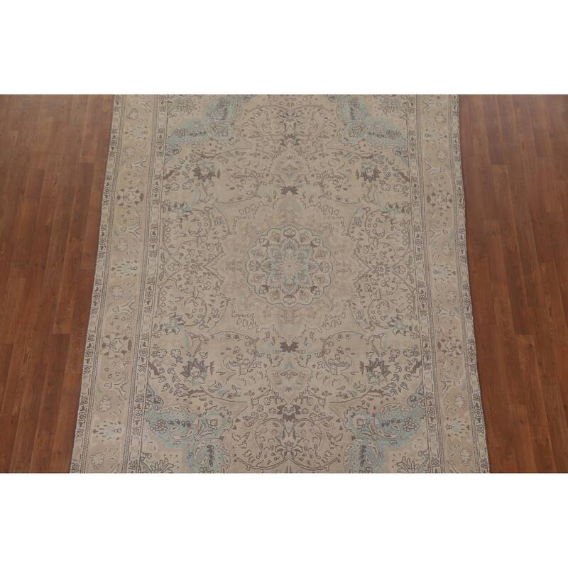 Hand Knotted Oriental 100% Wool Carpet Traditional Floral Beige & Ivories Tabriz Area Rug - 9' 5'' X 6' 2''