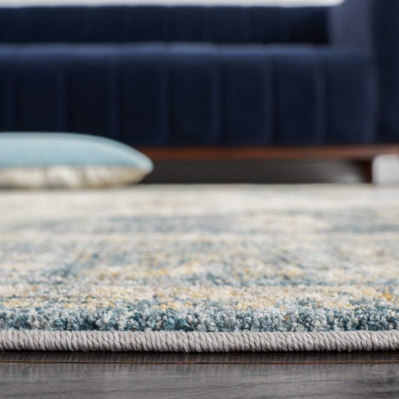 SAFAVIEH Valencia Annetta Traditional Vintage Rug