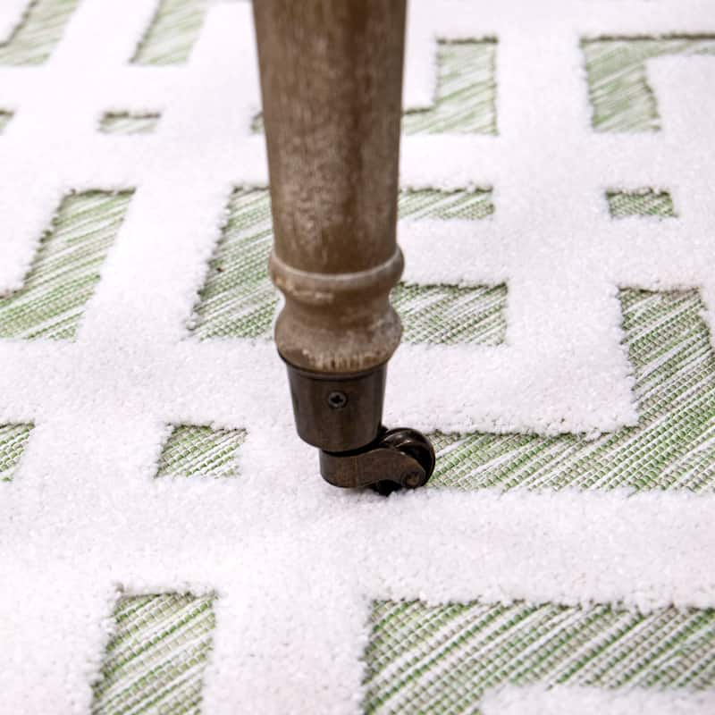 Simply Southern Cottage Covington Geometric Indoor Outdoor Rug