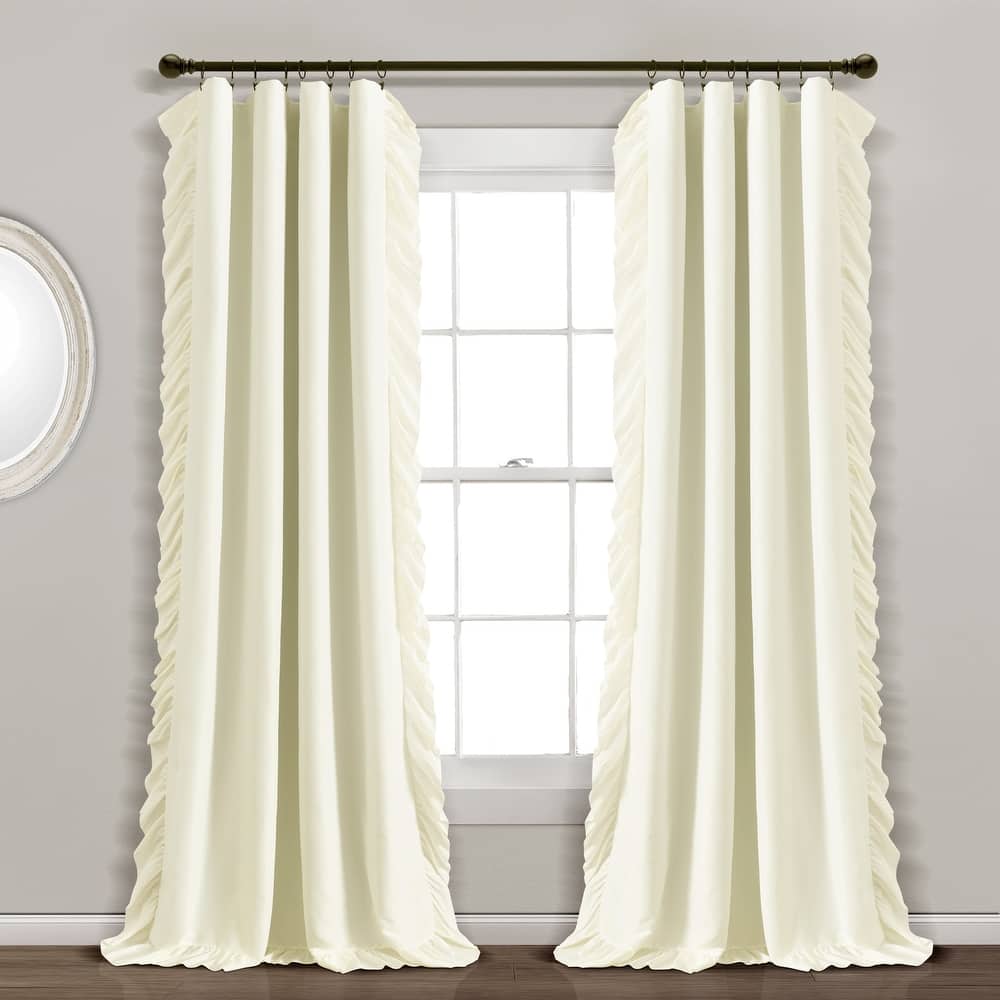 Lush Decor Reyna 100 percent Lined Blackout Window Curtain Panel