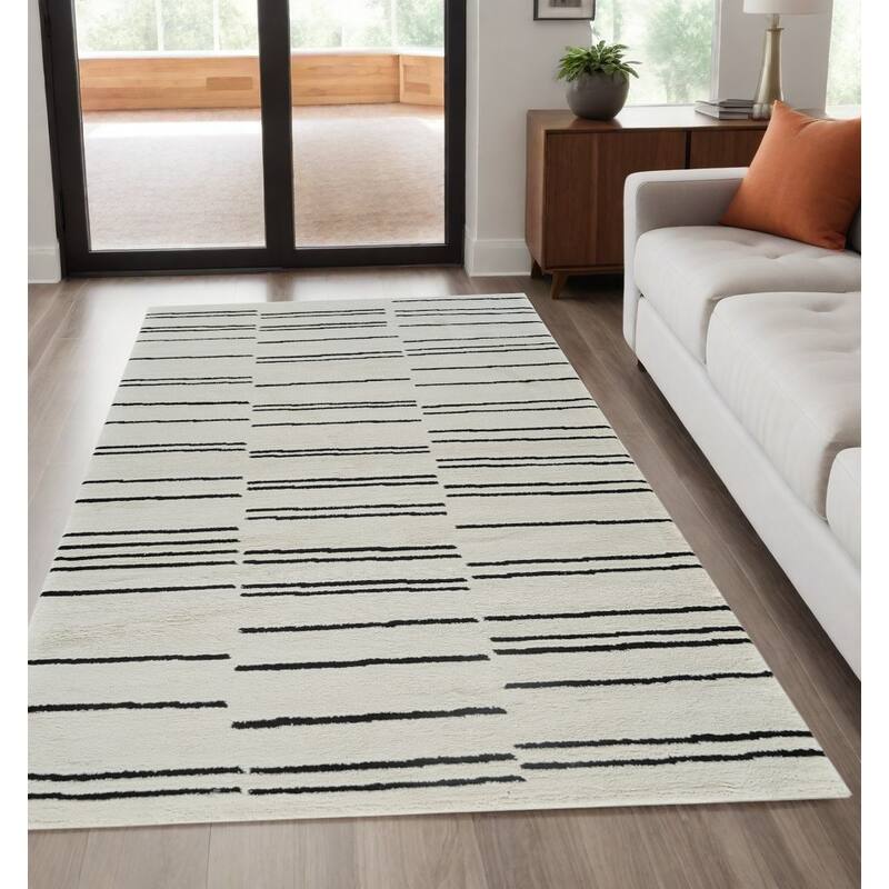 Bexo Abstract Modern Stain Resistant Woven Durable Area Rug By HomeRoots - 63.52' X '63.52' X '0.75 - 63.52' X '63.52' X '0.75 - Cream and Black - Rectangle