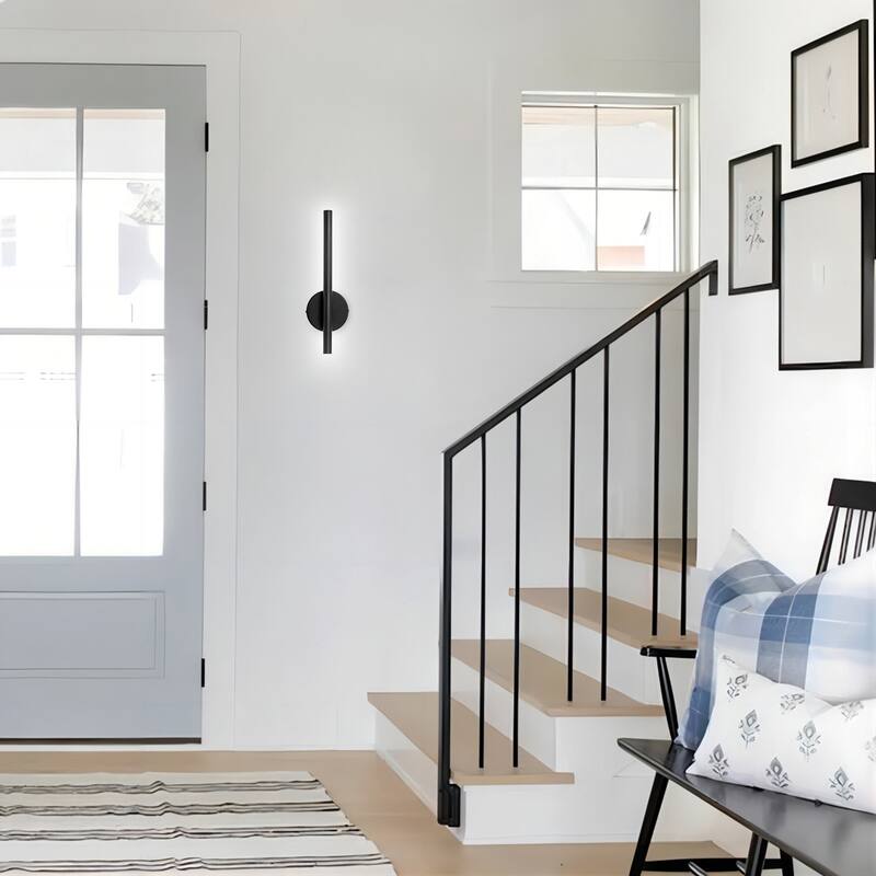 15.7 in. Modern Gold/Black Linear Bathroom Vanity Light Dimmable Integrated LED Wall Light