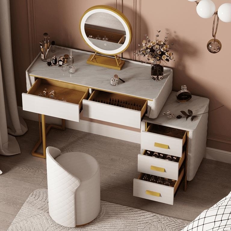 Light up vanity table hot sale