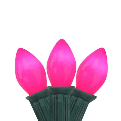 25-Count Opaque Pink C7 Christmas Light Set 24 ft Green Wire - 24'