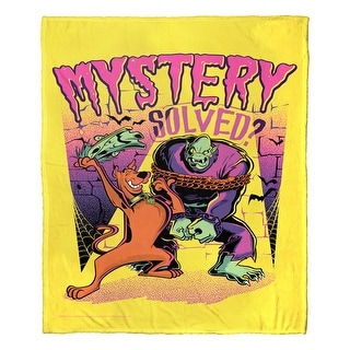 Warner Brothers Scooby-Doo Mystery Solved Silk Touch Throw Blanket