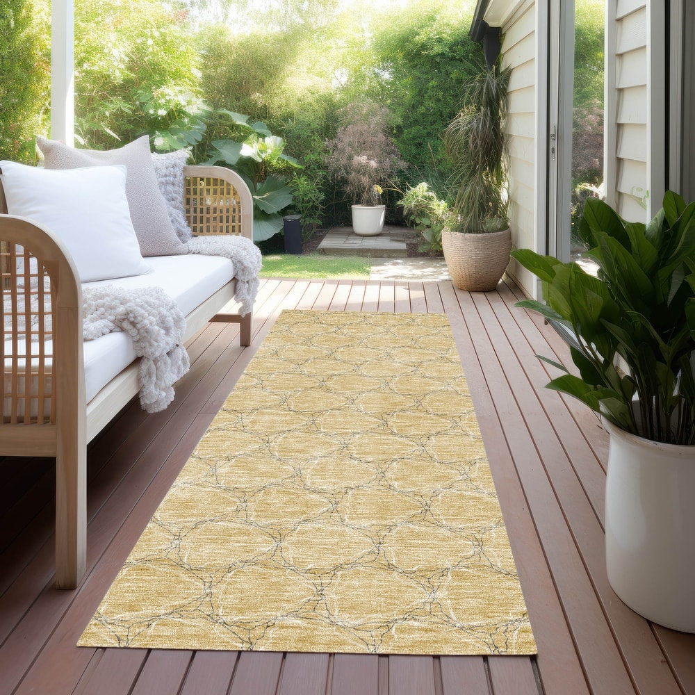 Machine Washable Indoor/ Outdoor Abstract Trellis Chantille Rug