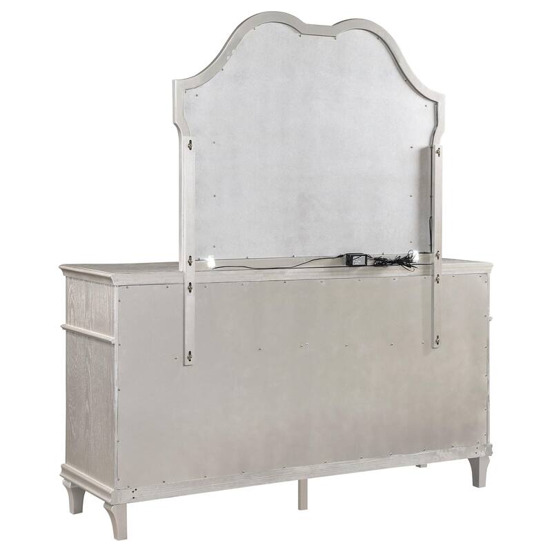 Evangeline Modern Classic Wood 9-drawer Bedroom Dresser Silver Oak