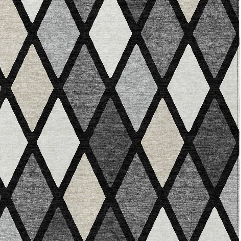 HomeRoots Geometric Transitional Rectangle Outdoor Rug