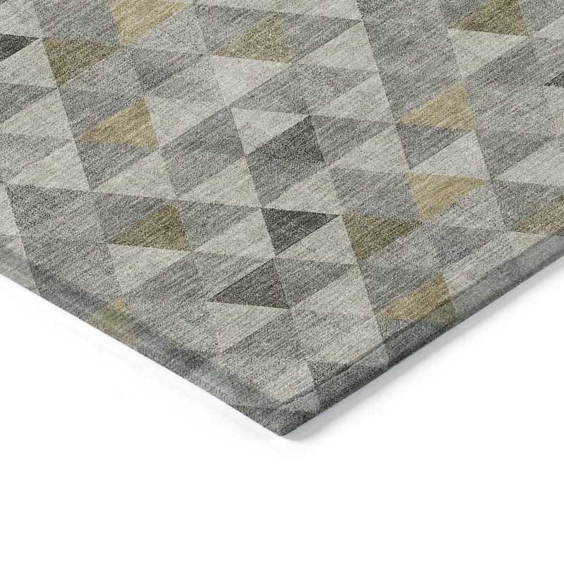 HomeRoots Geometric Transitional Rectangle Outdoor Rug
