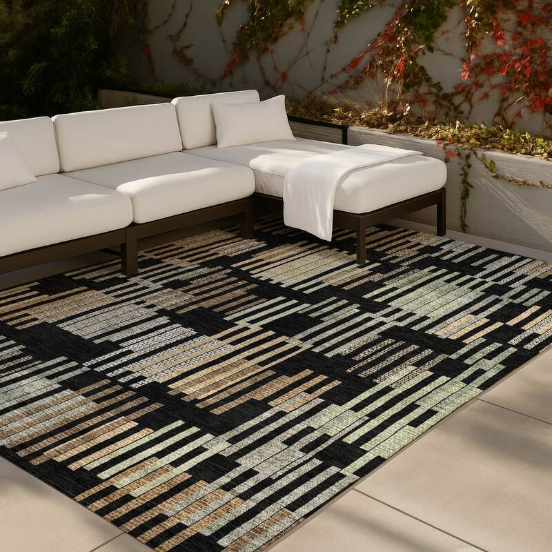 Machine Washable Indoor/ Outdoor Modern Pines Chantille Rug