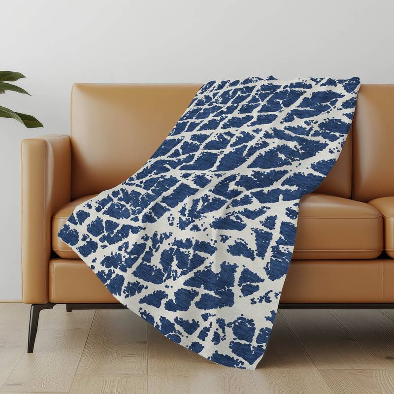 Premium Machine Washable Sherpa Casual Contemporary Throw Blanket