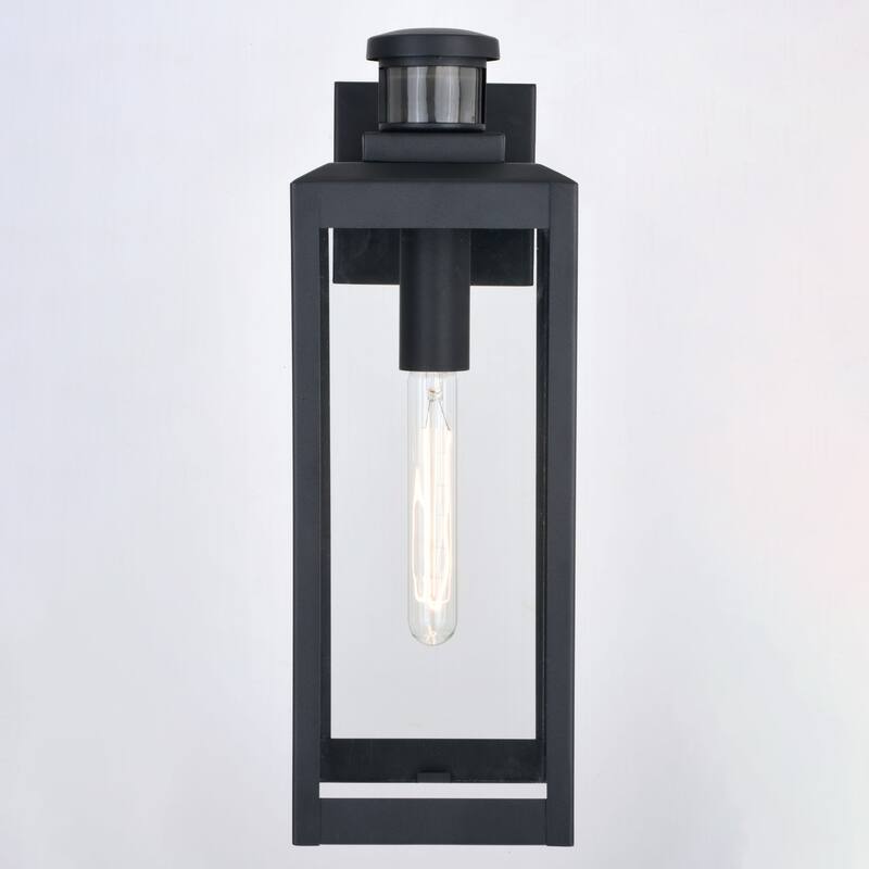 James Allan VXWS19580 Avery 18" Tall Dusk-to-Dawn Photocell Wall