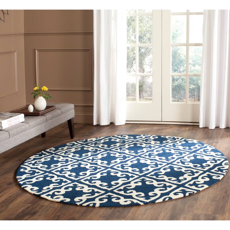 SAFAVIEH Handmade Easy Care Latanya Oriental Rug