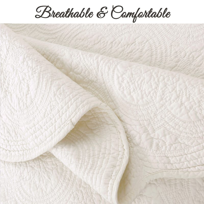 Copper Grove Sagano Blantyre Scalloped Edge (White, Ivory, Green, or Gray) Cotton 3-piece Quilt Bedding Set