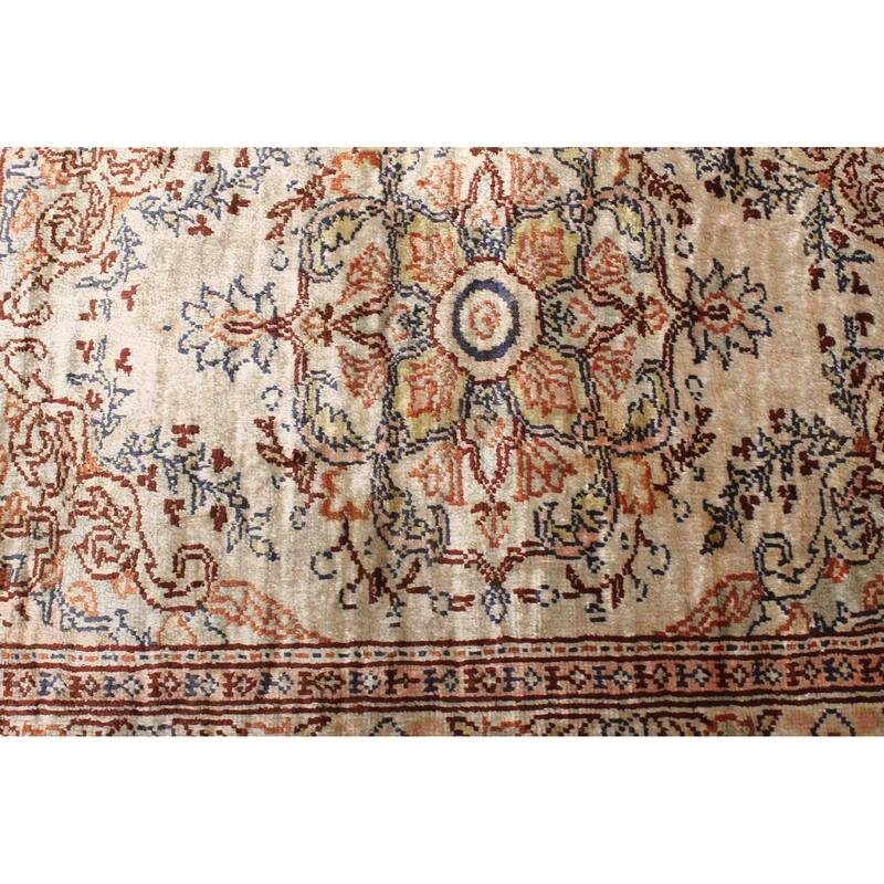ECARPETGALLERY Hand-knotted Hereke Beige Silk Rug - 1'5 x 1'10