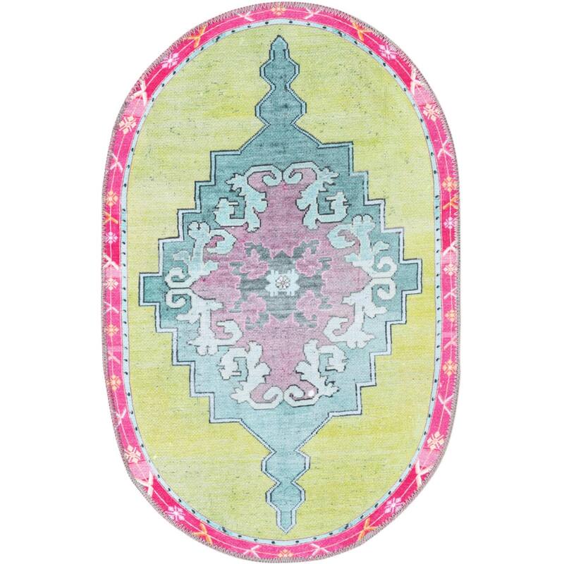 Traditional Rine Collection Area Rug