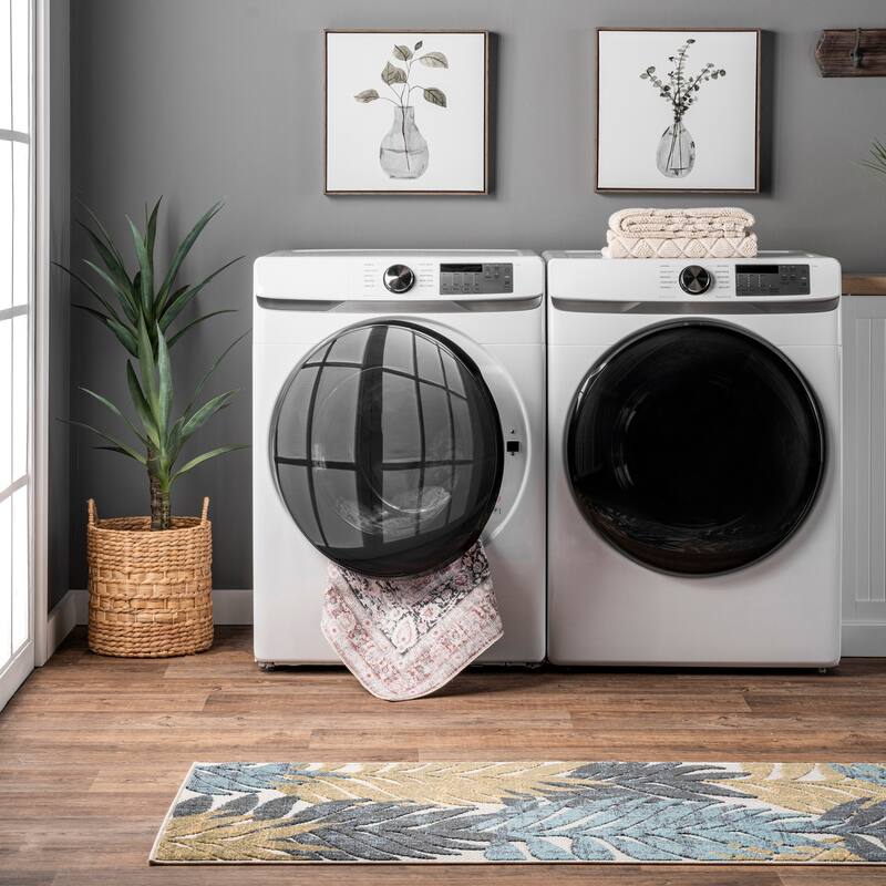 Nuloom Paulina SpinClean Machine Washable Traditional Floral Medallion Area Rug