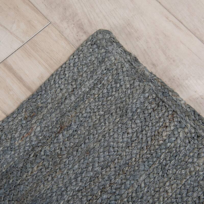 Alora Decor Zenon Tone on Tone Solid Jute Area Rug