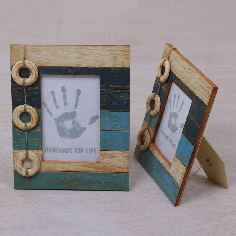 Novica Handmade Floating Memories Wood Photo Frames (4X6 And 3X5)