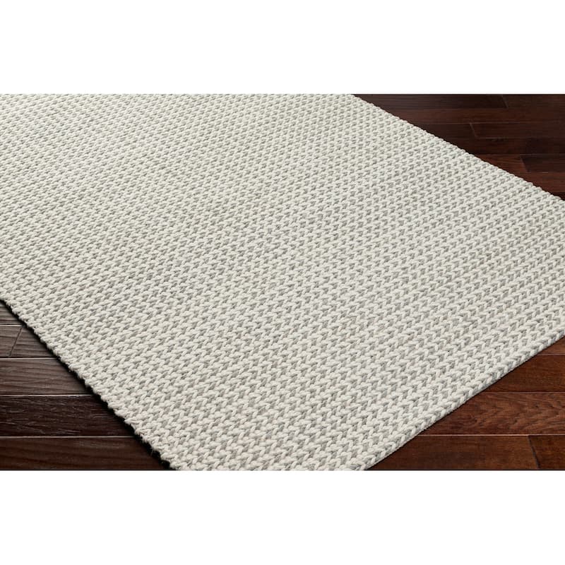 Livabliss Sundance Casual Dots Area Rug
