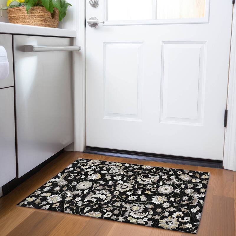 Premium Washable Super Soft Traditional Evie Mayfield Rug - Black - 1'8" x 2'6"