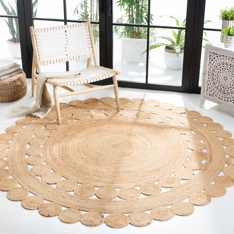 SAFAVIEH Natural Fiber Noemie Farmhouse Rug - 7' Round - Natural