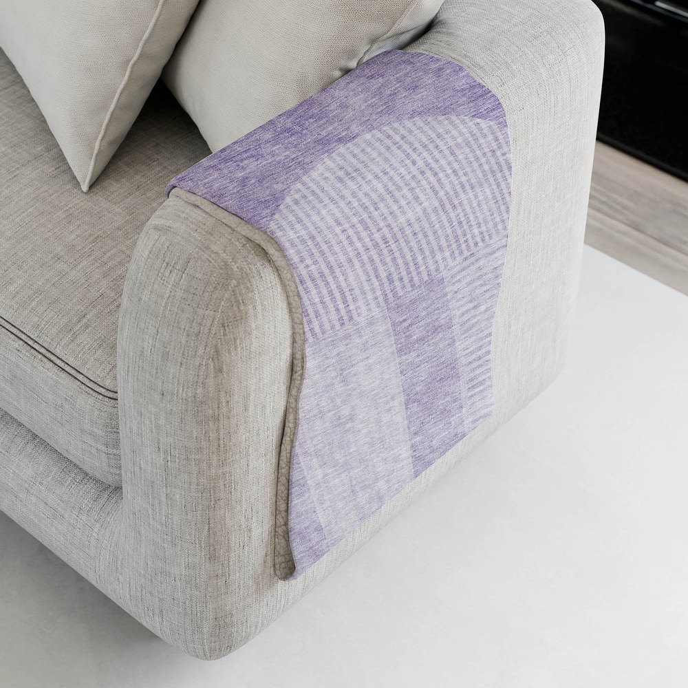 Premium Machine Washable Modern Geo Sherpa Throw Blanket