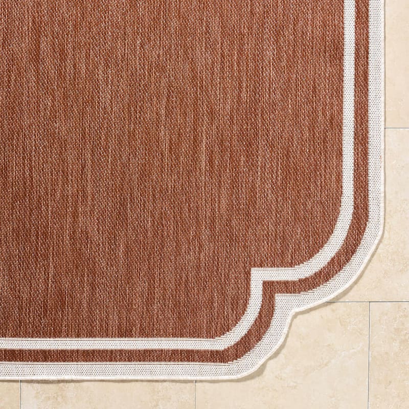 Livabliss Miami Beach Traditional Indoor/Outdoor Area Rug