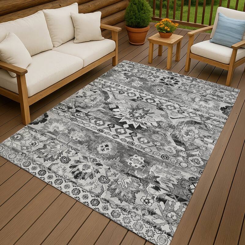 Machine Washable Indoor/ Outdoor Traditional Hudson Chantille Rug - Silver - 10' x 14'