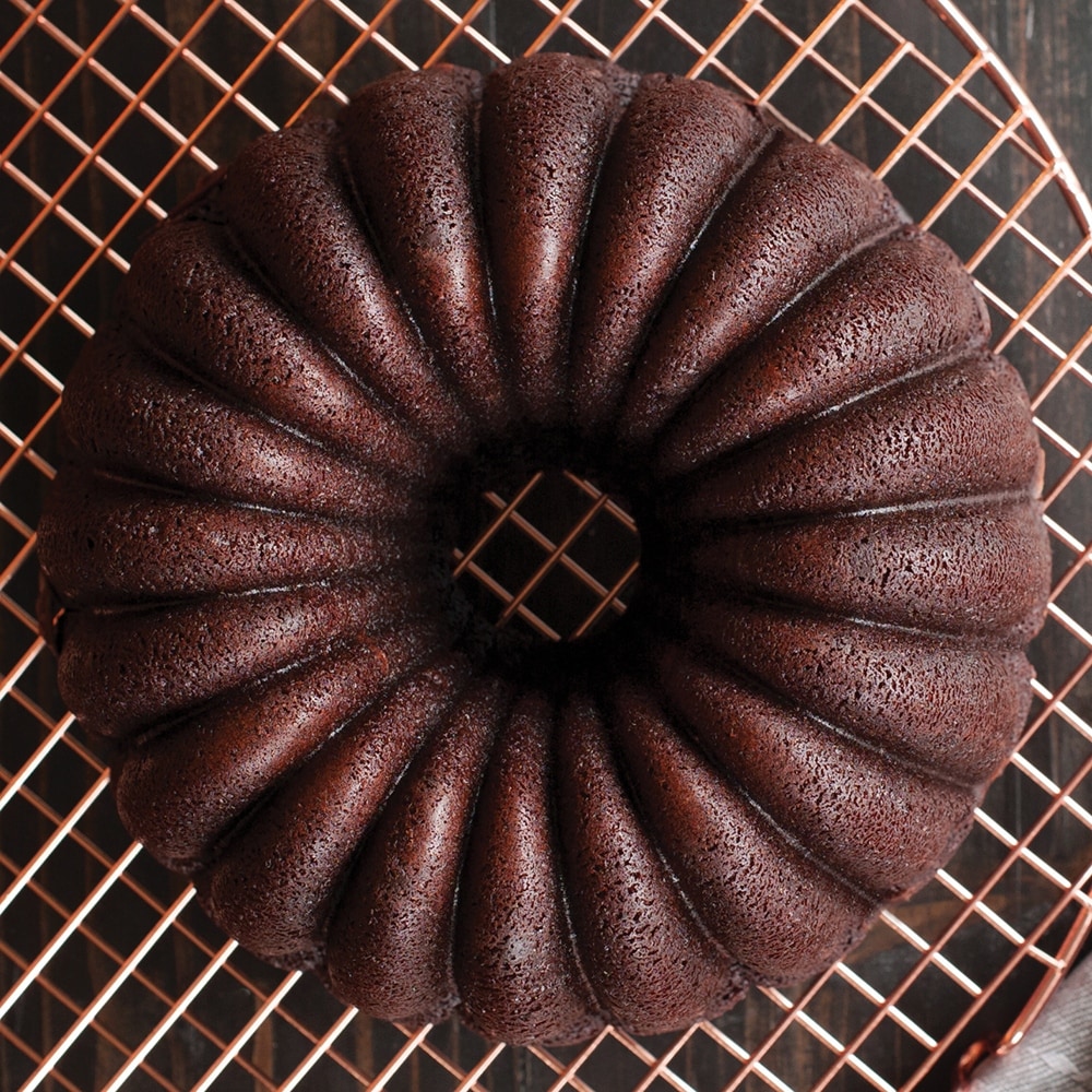 Nordic Ware Round Cooling & Serving Grid - Thumbnail 2