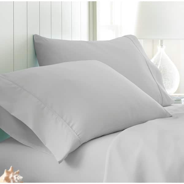https://ak1.ostkcdn.com/images/products/is/images/direct/9db5f8c0c08b8875bc396e86c29f8722552487bf/Becky-Cameron-Premium-Ultra-Soft-2-Piece-Pillow-Case-Set.jpg?impolicy=medium
