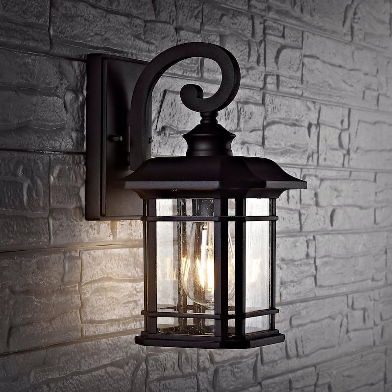 SAFAVIEH Lele Outdoor Wall Lantern - 7"x8.3"x12.5" - 7" W x 8.3" D x 12.5" H - 7Wx8Dx13H