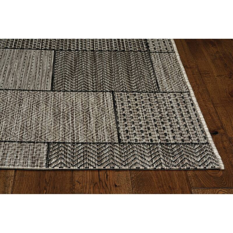 Cave Contemporary Abstract Weather Resistant Classic Elegance Outdoor Rug - 3' x 5'