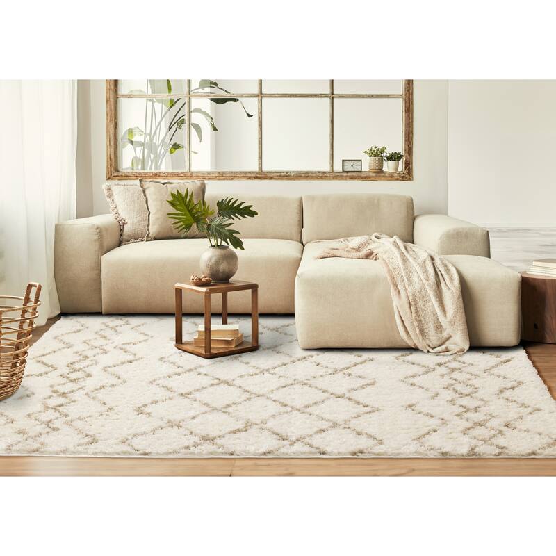 Modern Geometric Soft Shag Rug in Cream Beige - 5'3" x 7'7"