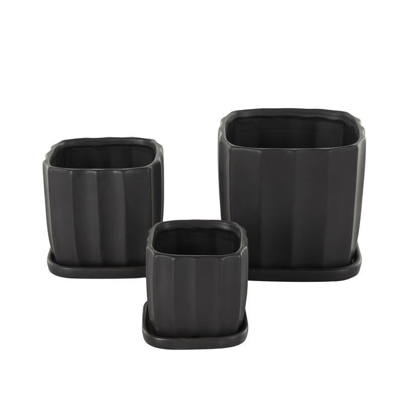 Black or White Ceramic Ribbed Indoor Outdoor Planter with Attached Saucer (Set of 3)