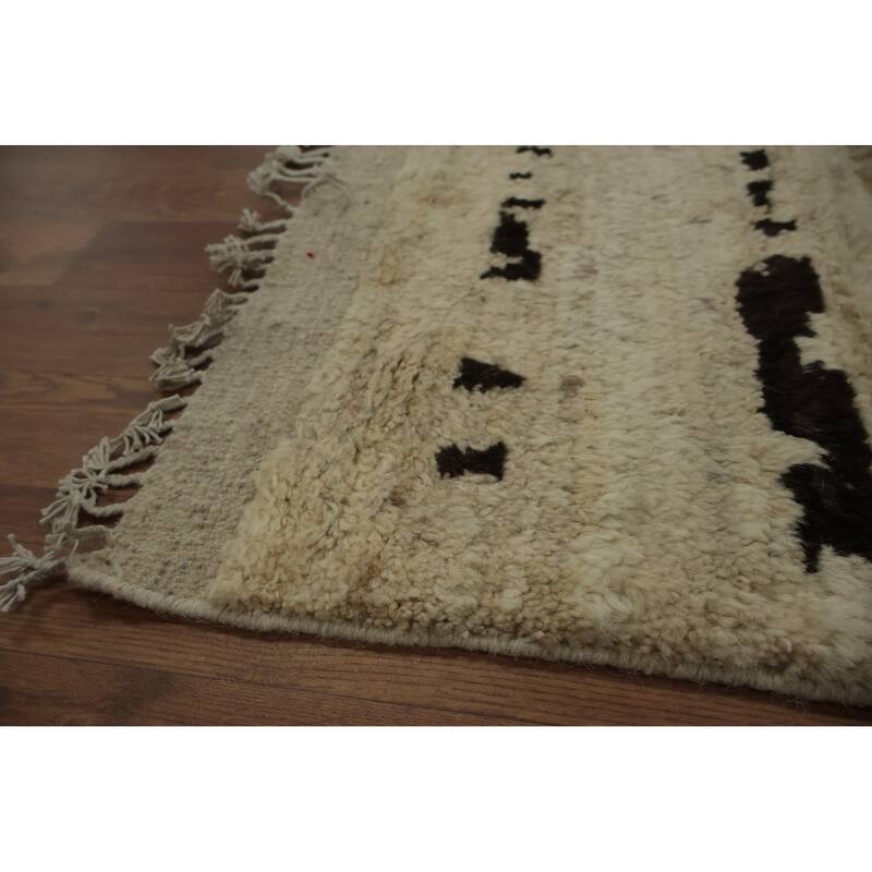 Hand Knotted Oriental 100% Wool Carpet Modern Abstract Beige & Ivories Moroccan Area Rug - 8' 2'' X 5' 3''