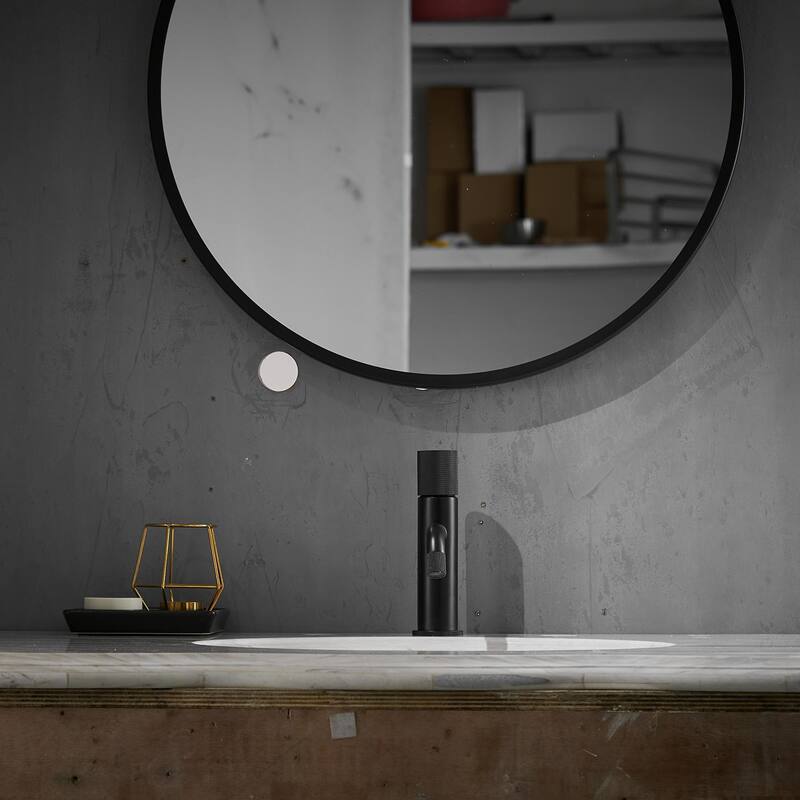 Convenient single lever bathroom taps